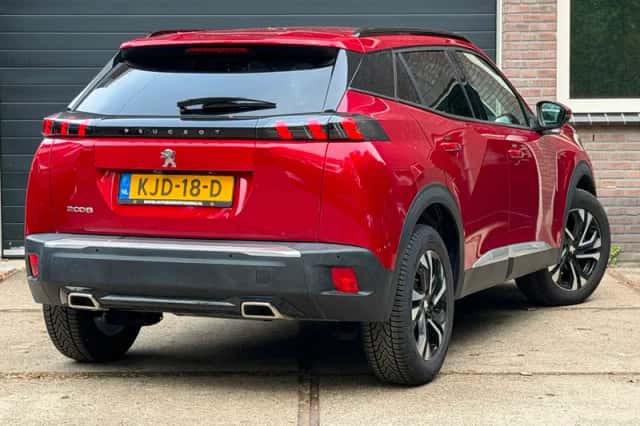 Peugeot 2008 (2020) thumbnail 5