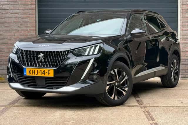 Peugeot 2008 (2021) thumbnail 1