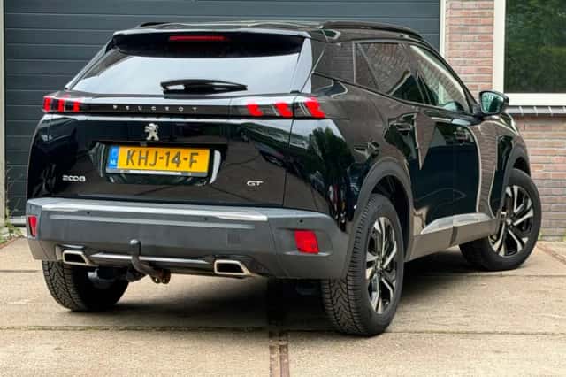 Peugeot 2008 (2021) thumbnail 5
