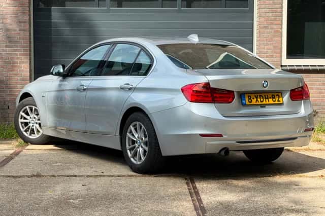 BMW 3-Serie (2014) thumbnail 6