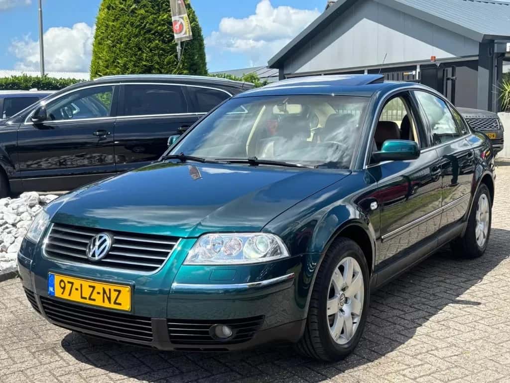 Volkswagen Passat (2003) — foto 1