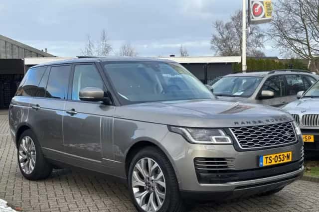 Land Rover Range Rover (2018) thumbnail 3