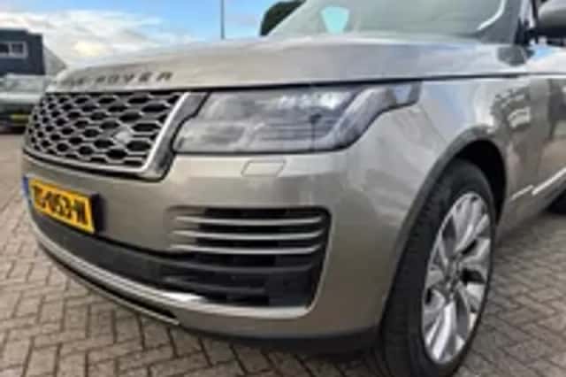 Land Rover Range Rover (2018) thumbnail 29