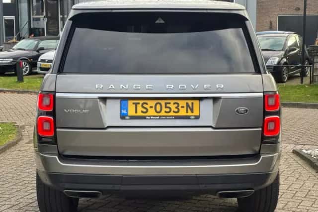 Land Rover Range Rover (2018) thumbnail 8