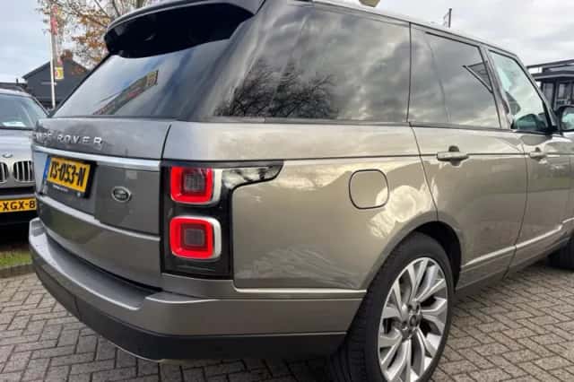 Land Rover Range Rover (2018) thumbnail 10