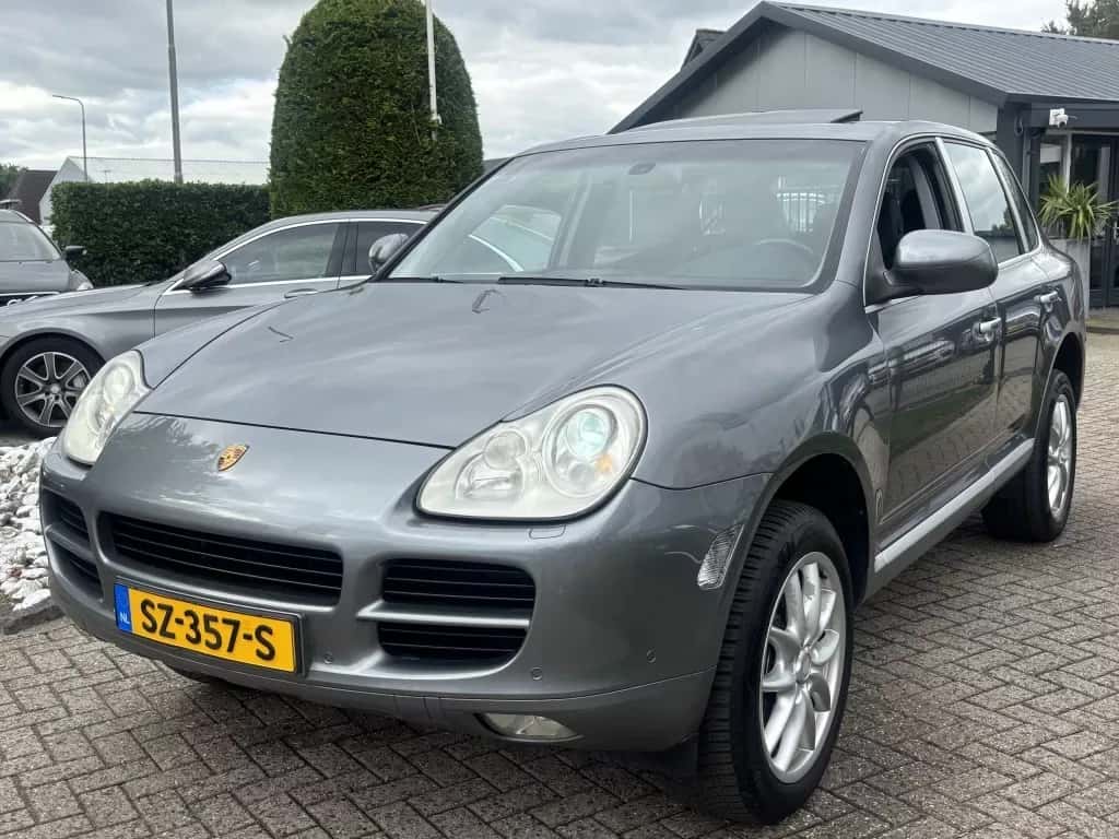 Porsche Cayenne (2005) — foto 1