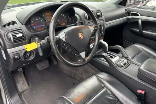 Porsche Cayenne (2005) thumbnail 14