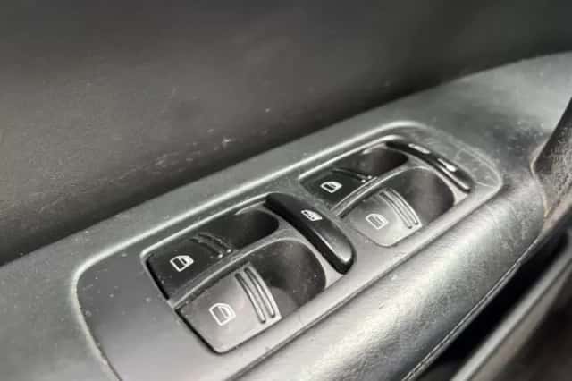 Porsche Cayenne (2005) thumbnail 16