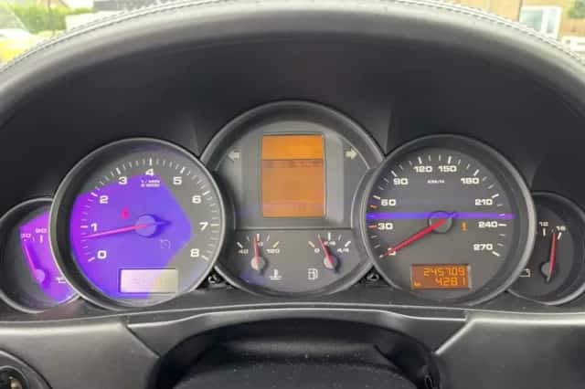 Porsche Cayenne (2005) thumbnail 17