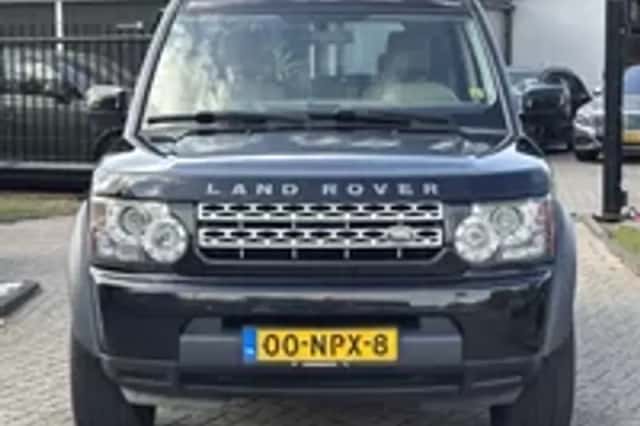 Land Rover Discovery (2010) thumbnail 24