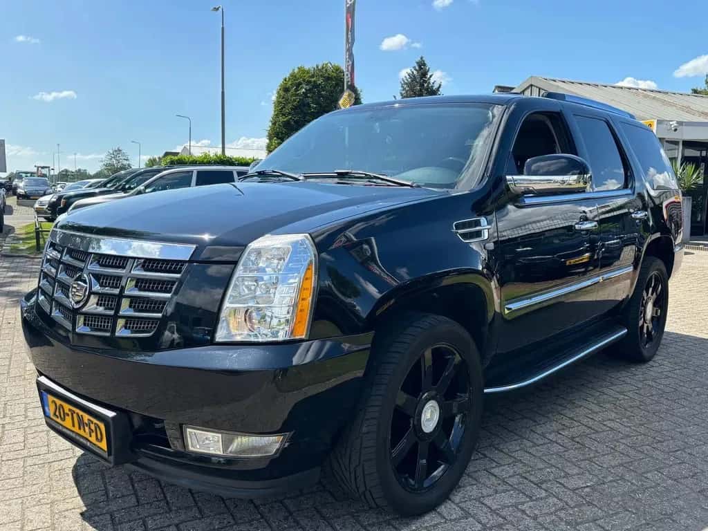 Cadillac Escalade (2006) — foto 1