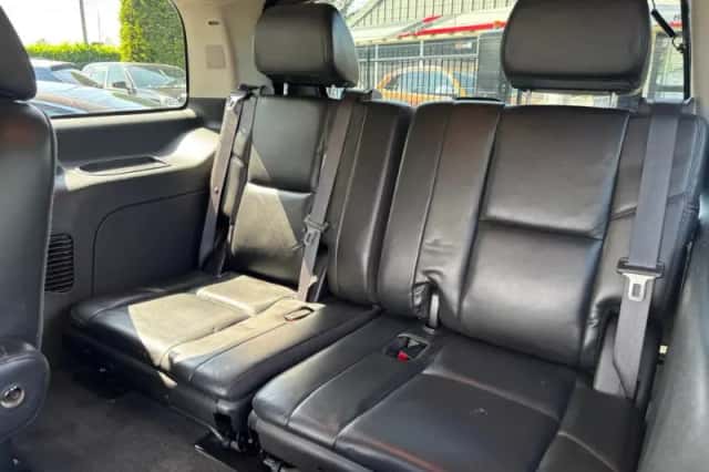 Cadillac Escalade (2006) thumbnail 16