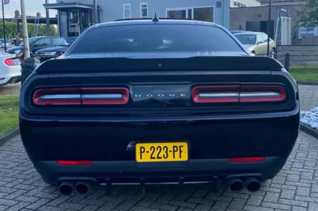 Dodge Challenger (2015) thumbnail 8