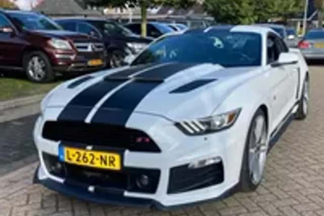 Ford Mustang (2015) thumbnail 26