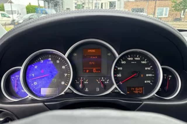 Porsche Cayenne (2004) thumbnail 11
