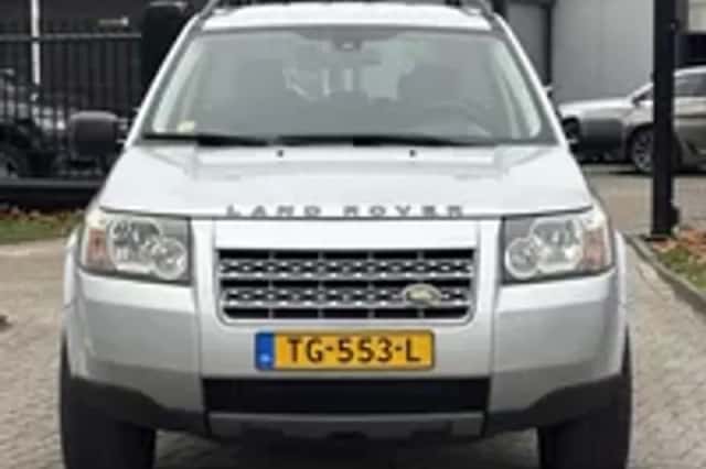 Land Rover Freelander (2009) thumbnail 19