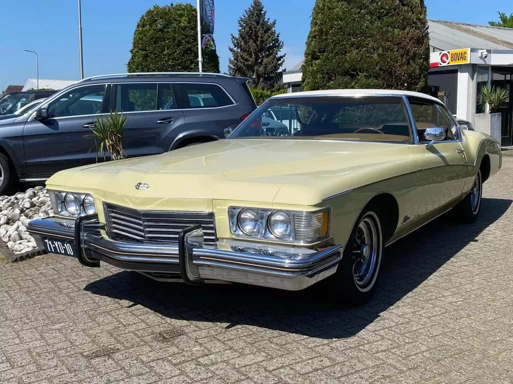 Buick Riviera Boattail (1973) — foto 1