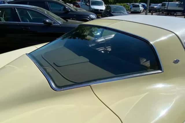 Buick Riviera Boattail (1973) thumbnail 11