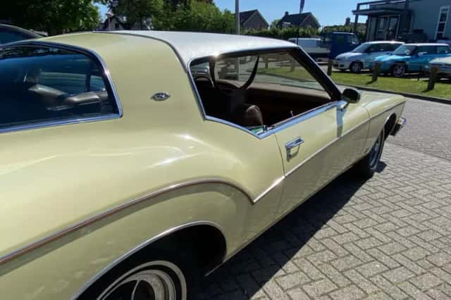 Buick Riviera Boattail (1973) thumbnail 14