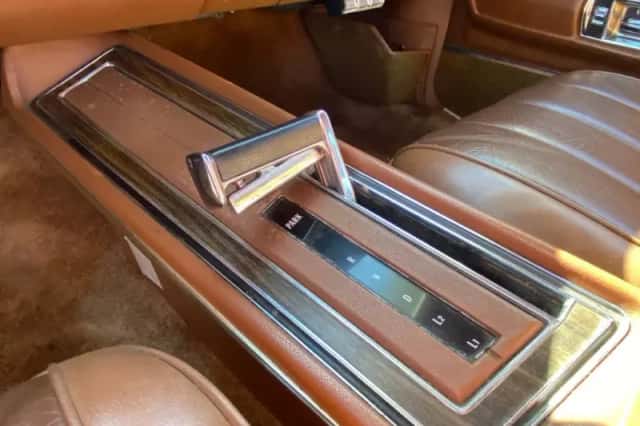 Buick Riviera Boattail (1973) thumbnail 16