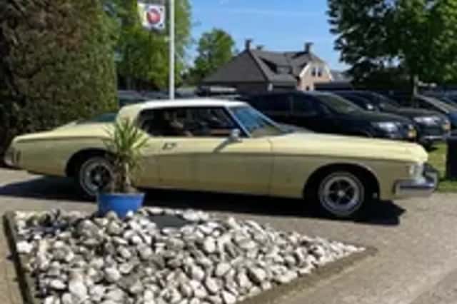 Buick Riviera Boattail (1973) thumbnail 28