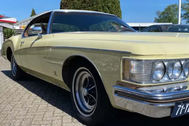 Buick Riviera Boattail (1973) thumbnail 6