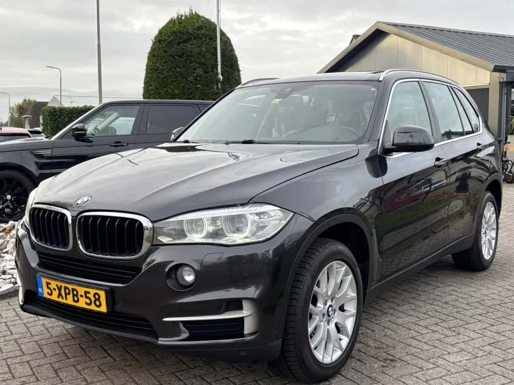 BMW X5 (2014) — foto 1