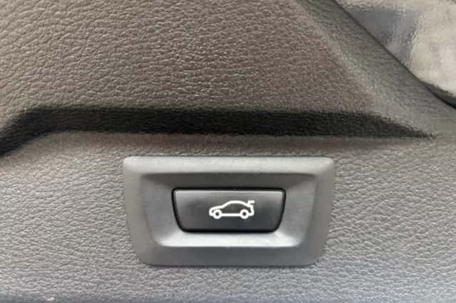 BMW X5 (2014) thumbnail 11