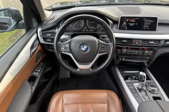 BMW X5 (2014) thumbnail 13