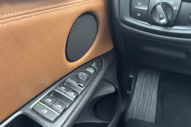 BMW X5 (2014) thumbnail 19