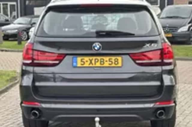BMW X5 (2014) thumbnail 27