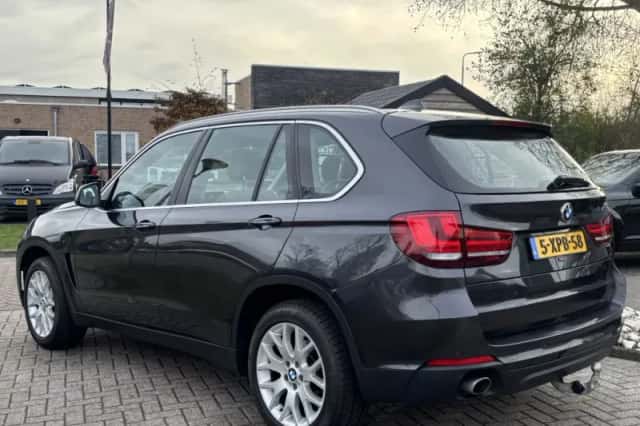 BMW X5 (2014) thumbnail 7