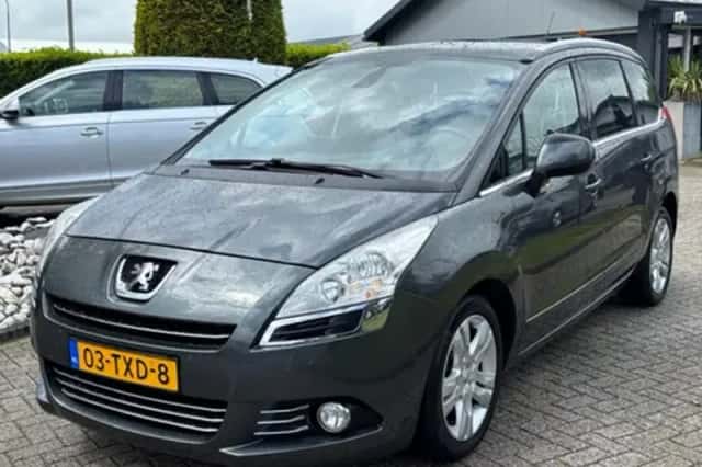 Kia Venga (2010) thumbnail 27