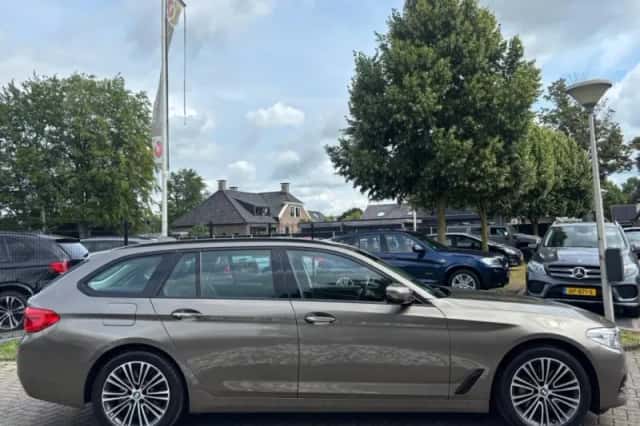BMW 5-Serie (2018) thumbnail 4