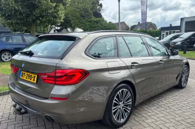 BMW 5-Serie (2018) thumbnail 5