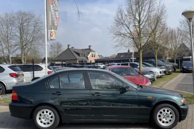 BMW 3-Serie (2002) thumbnail 4