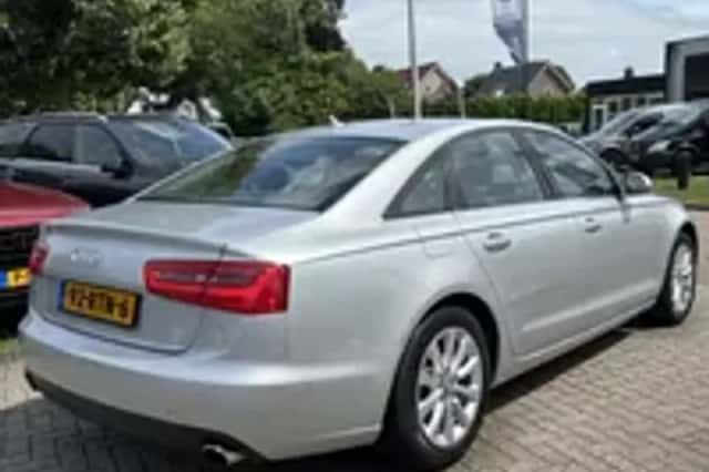 Audi A6 (2011) thumbnail 27