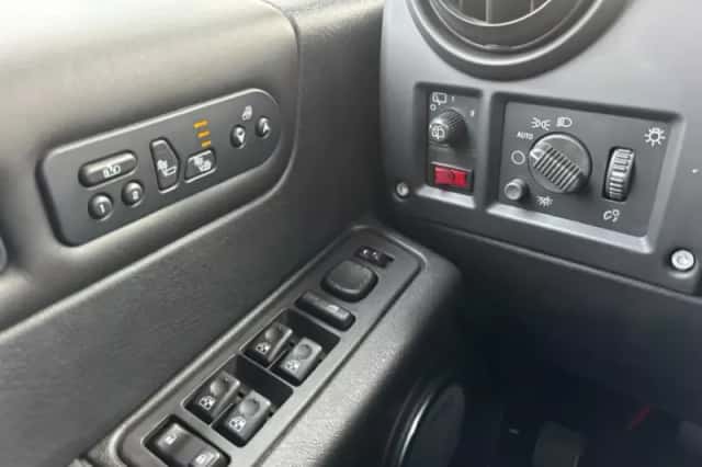 Hummer H2 (2006) thumbnail 16