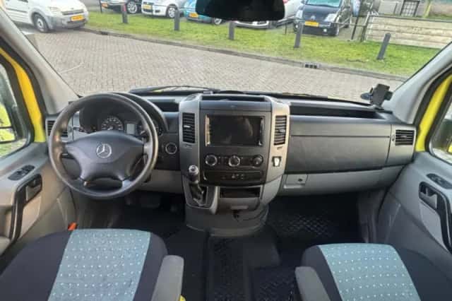 Mercedes-Benz Sprinter (2016) thumbnail 12