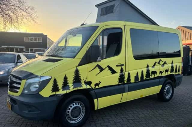 Mercedes-Benz Sprinter (2016) thumbnail 10