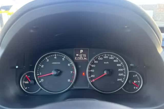 Subaru Legacy (2013) thumbnail 18