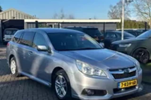 Subaru Legacy (2013) thumbnail 22