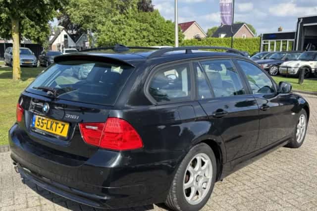 BMW 3-Serie (2010) thumbnail 5