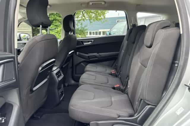Ford S-Max (2017) thumbnail 11
