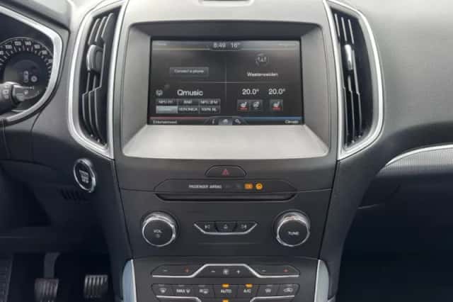 Ford S-Max (2017) thumbnail 21
