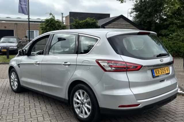 Ford S-Max (2017) thumbnail 7