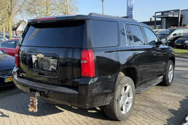 Chevrolet Tahoe (2015) thumbnail 6