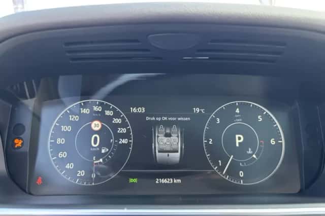 Land Rover Range Rover Sport (2017) thumbnail 18