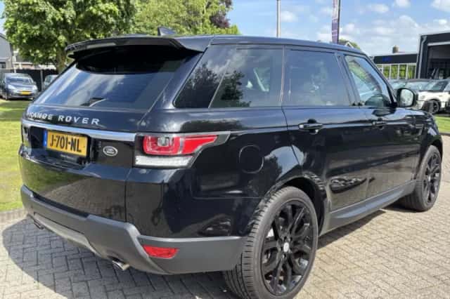 Land Rover Range Rover Sport (2017) thumbnail 5