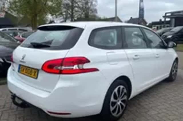 Peugeot 308 (2018) thumbnail 25